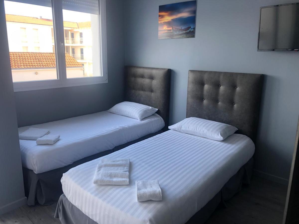Hotel L'Embarcadere Ла-Бар-де-Мон Экстерьер фото