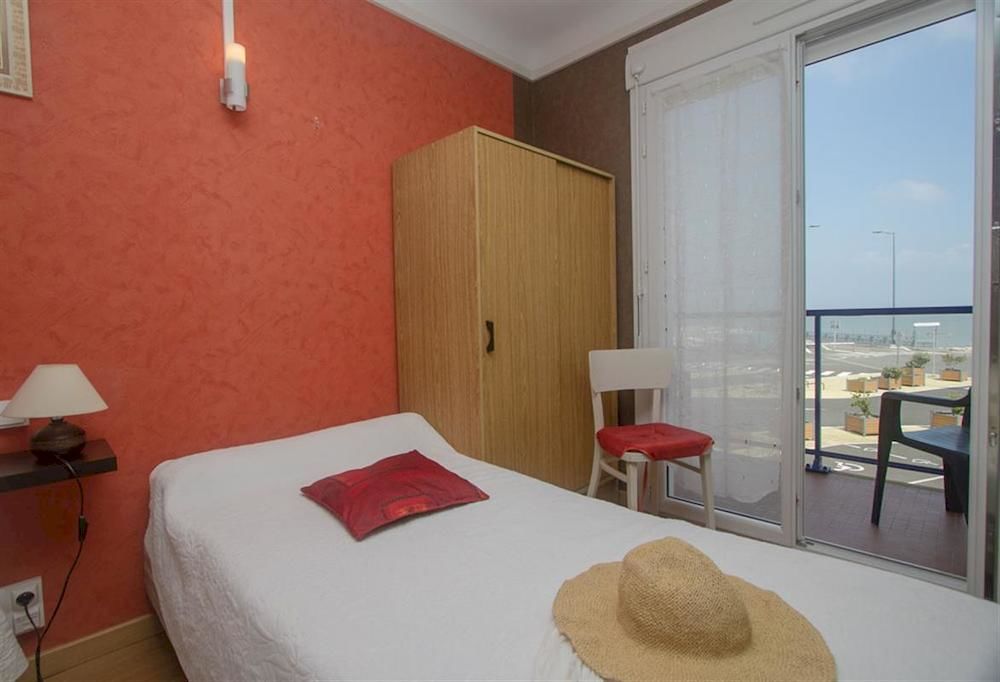 Hotel L'Embarcadere Ла-Бар-де-Мон Экстерьер фото